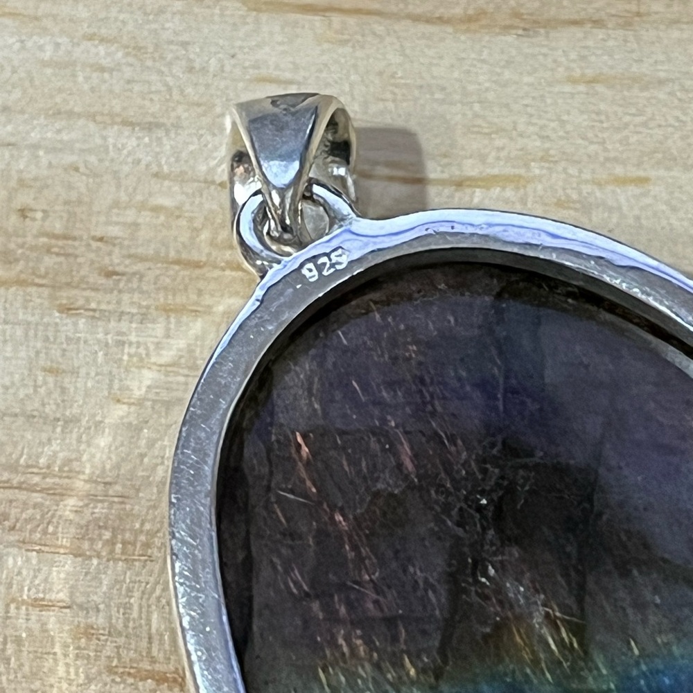 PURPLE LABRADORITE GEMSTONE 925 SOLID STERLING SILVER STATEMENT PENDANT - Picture 3 of 7